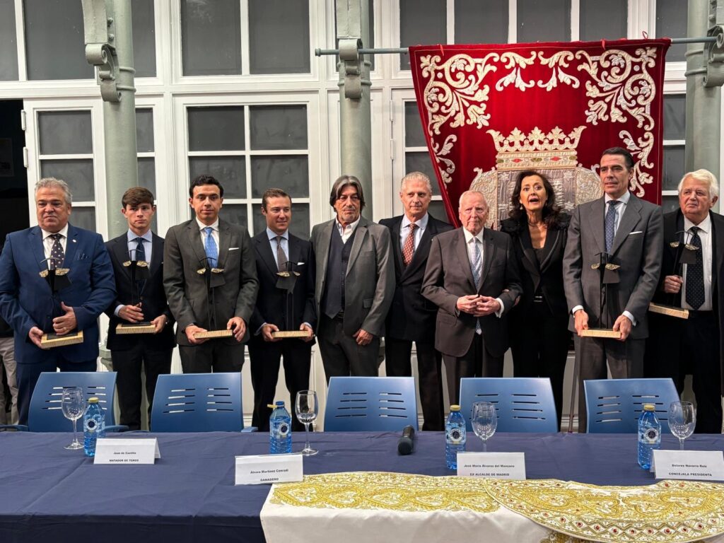 PHOTO-2025-11-18-09-33-55